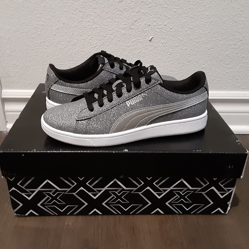 Puma - Picture 5 of 5